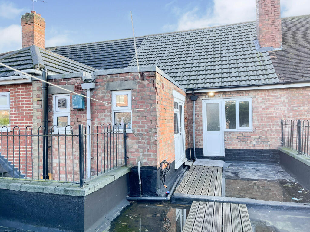 Garretts Green Lane, Birmingham, B26 2JN