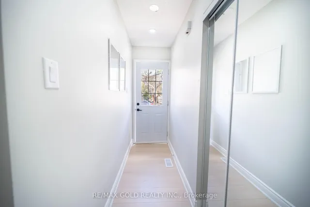 Additional image 6 of 9 Hallcrown Crt