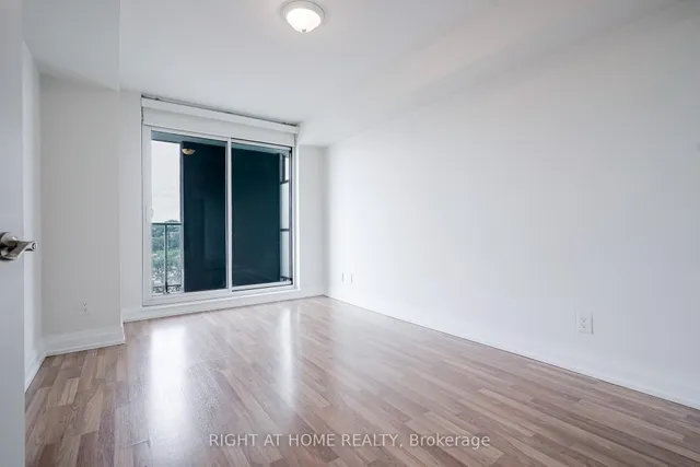 Additional image 24 of 555 Wilson Ave Unit E410