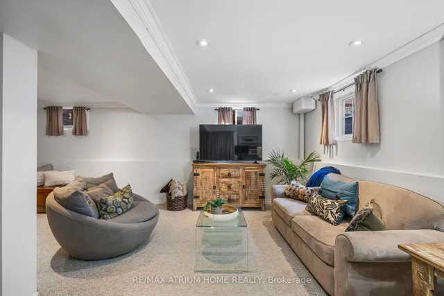 Additional image 27 of 33 Moraine Hill Dr