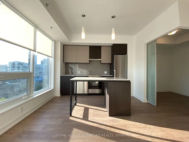 Additional image 9 of 203 College St Unit 903