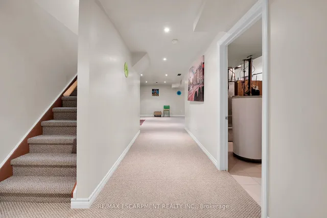 Additional image 39 of 4 SPARTAN Crt