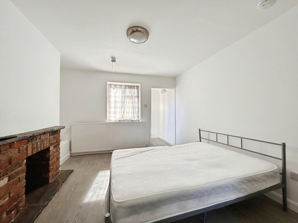 Additional image 4 of Radlett Road, St Albans, AL2