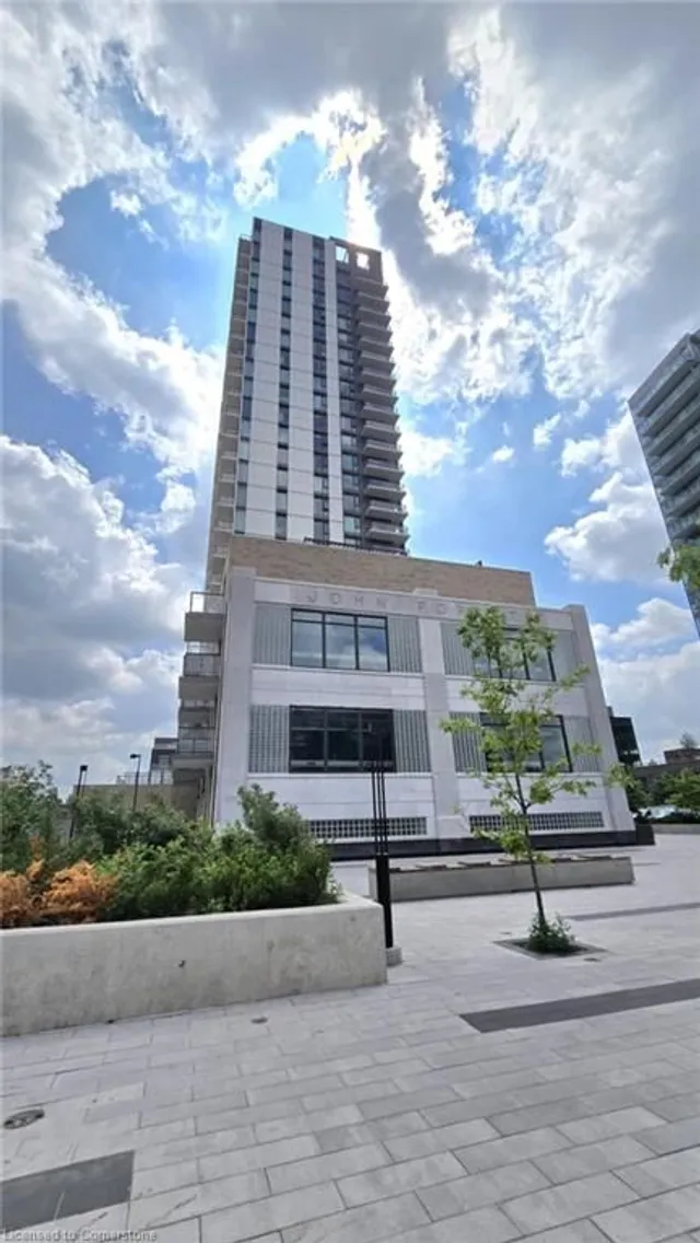 Additional image 2 of 55 Duke St Unit 1001