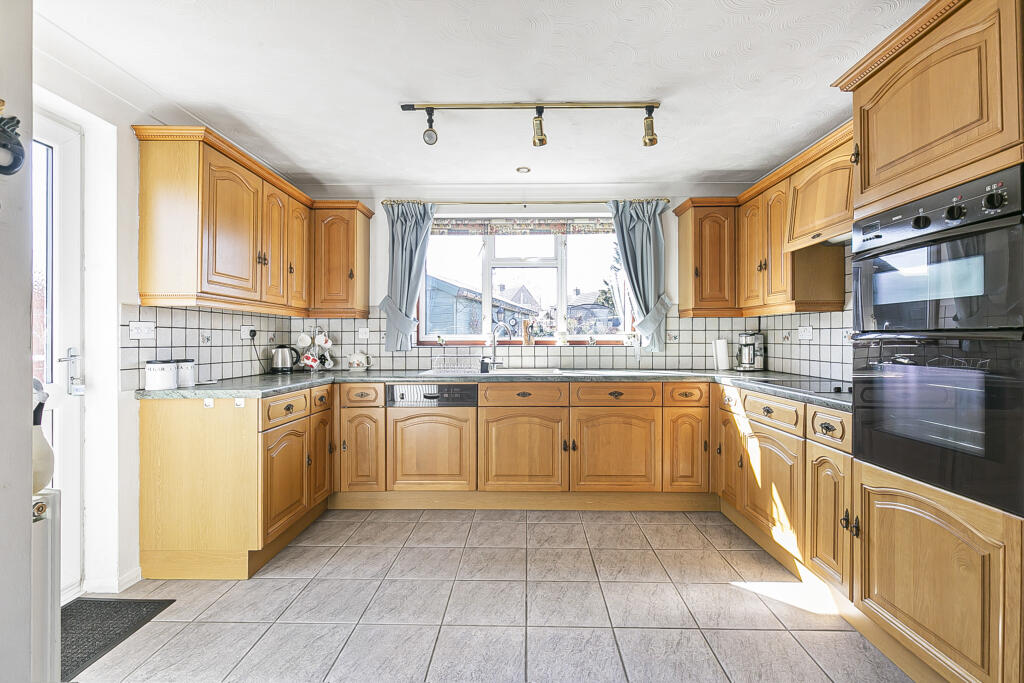 Additional image 3 of Runsley, Welwyn Garden City, AL7 1NJ