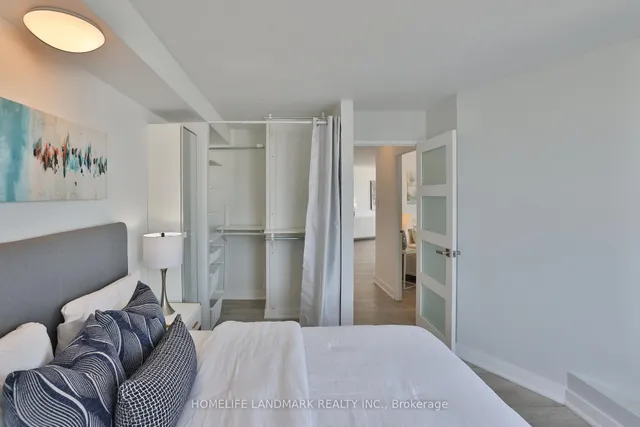 Additional image 21 of 260 Queens Quay Unit 3005