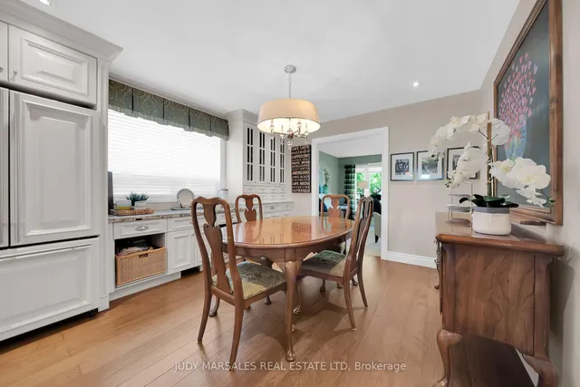 房产图片 15 - 12 Vance Cres