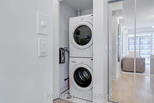 房产图片 27 - 56 Annie Craig Dr 单元 2304