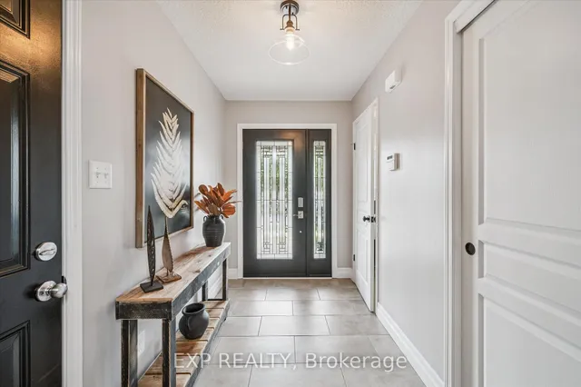 Additional image 3 of 457 Beaumont Cres