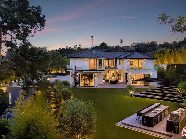822 N Kenter Ave, Los Angeles, CA 90049