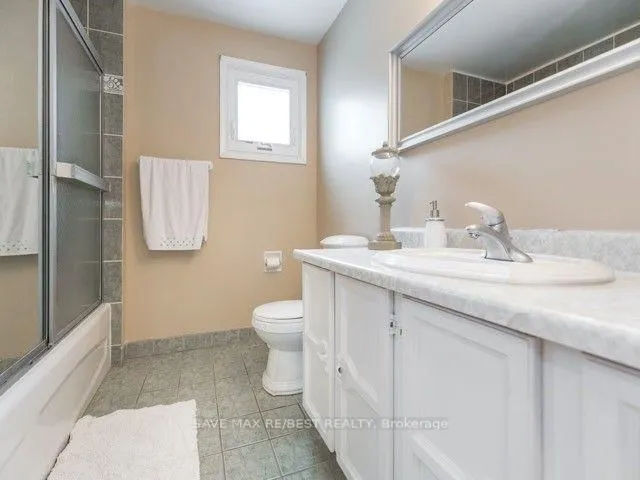 Additional image 14 of 36 Dafoe Cres