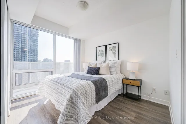 Additional image 30 of 88 Harbour St Unit 3104