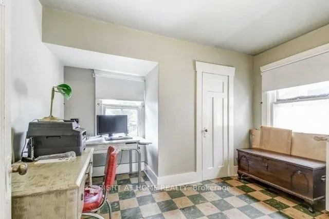 Additional image 27 of 182 Balmoral Ave