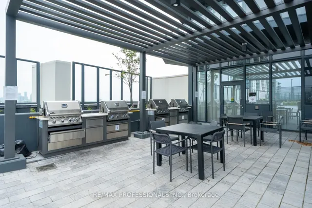 Additional image 25 of 36 Zorra St Unit 305