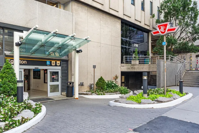 Additional image 29 of 2181 Yonge St Unit 409