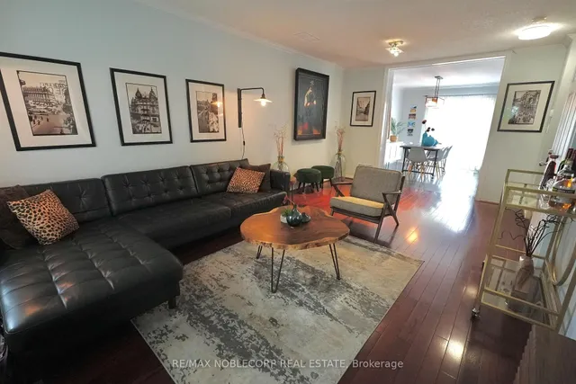 Additional image 5 of D-17 Overlea Blvd