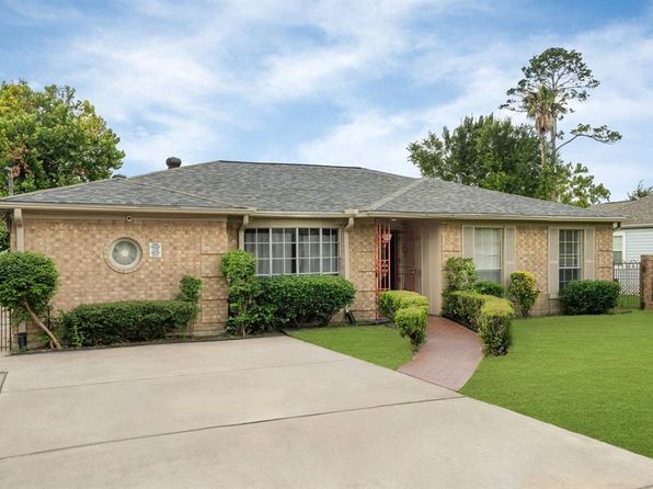 740 Post St, Houston, TX 77022