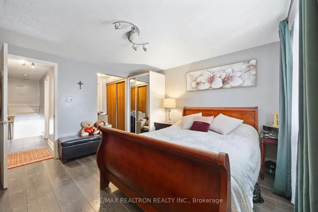 Additional image 17 of 57 Franca Cres