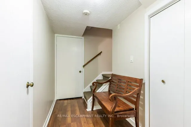 Additional image 24 of 109 Wilson St Unit 14