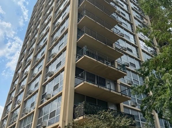 6730 S South Shore Dr APT 302, Chicago, IL 60649