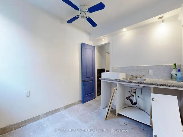 Additional image 38 of 778 Pape Ave