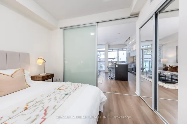 Additional image 9 of 8 mercer St