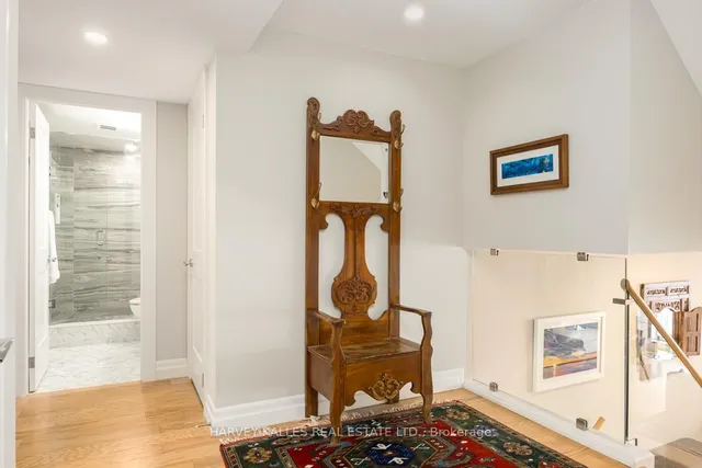 Additional image 15 of 33 Harbour Sq Unit 1605