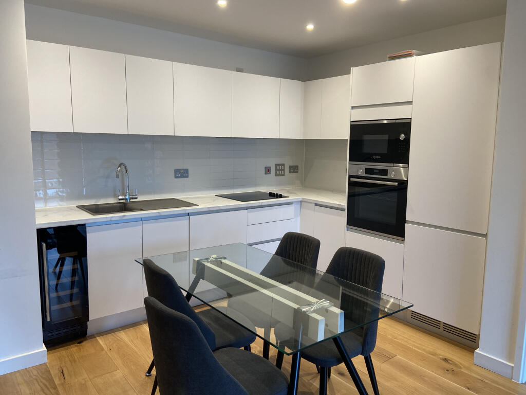 Additional image 2 of The Axium, Birmingham, B1 1FZ