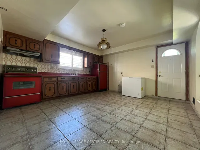 Additional image 5 of 216 Margaret Ave