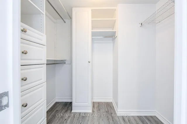 Additional image 20 of 8 Rean Dr Unit 1701