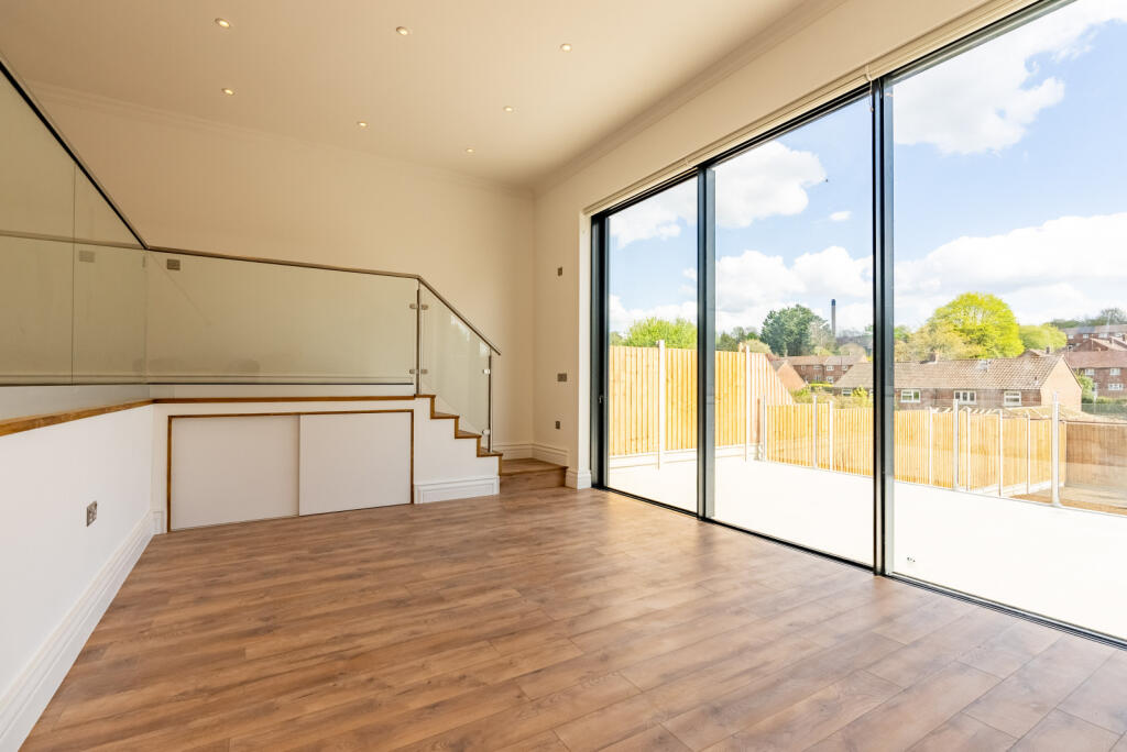 Additional image 19 of Batchwood Drive, St Albans, AL3