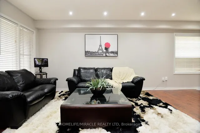 Additional image 11 of 37 Prairie Rose Circ