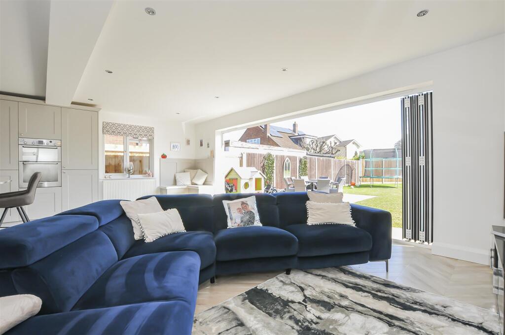 Additional image 22 of Jenkins Avenue, Bricket Wood, St. Albans