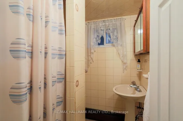 Additional image 15 of 98 North Woodrow Blvd