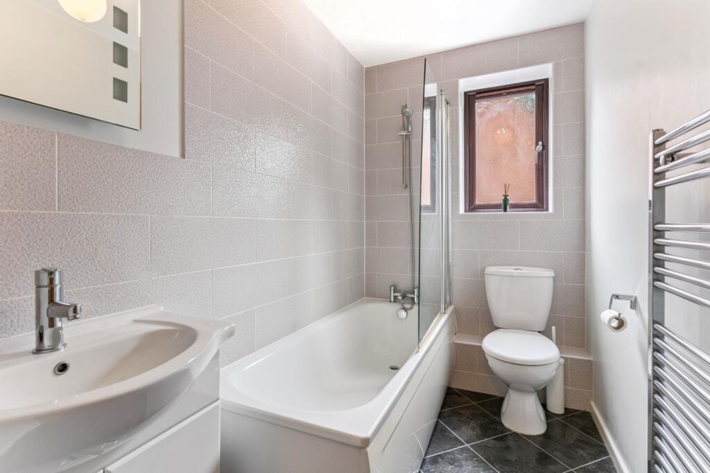 Additional image 17 of Honeymead, Welwyn, Hertfordshire, AL6 0EG