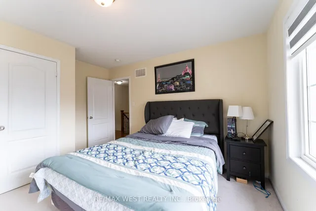 Additional image 22 of 40 Yellowknife Rd