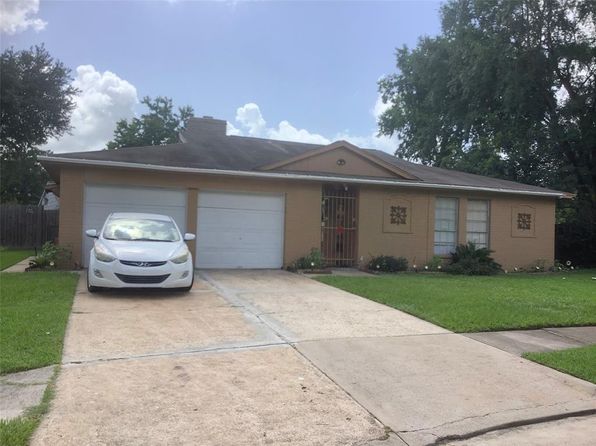 9406 Jolly Wood Ct, Houston, TX 77086