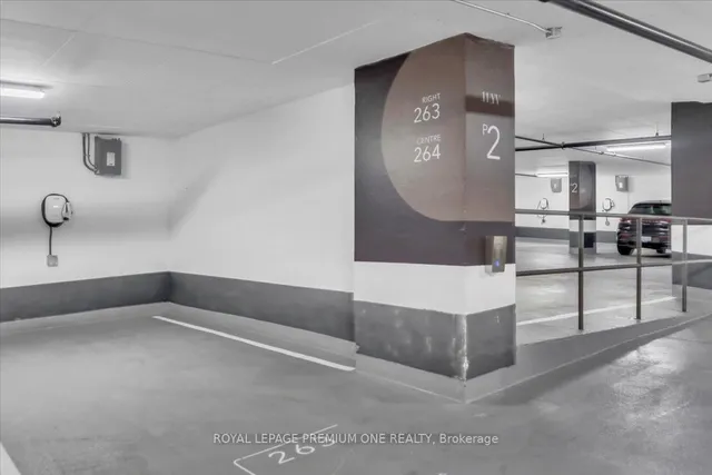 Additional image 49 of 11 Yorkville Ave Unit 6007