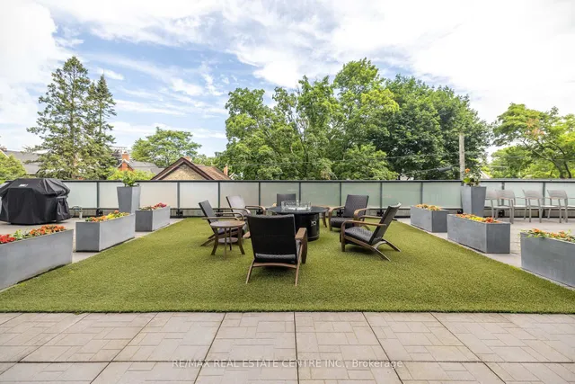 Additional image 33 of 690 King St Unit 412