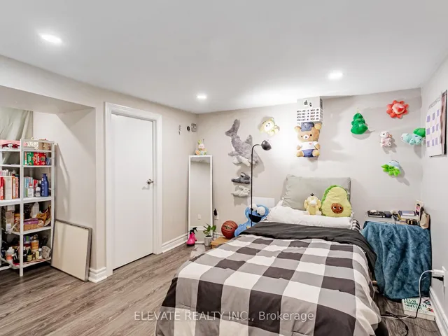 Additional image 13 of 100 Edwin Ave