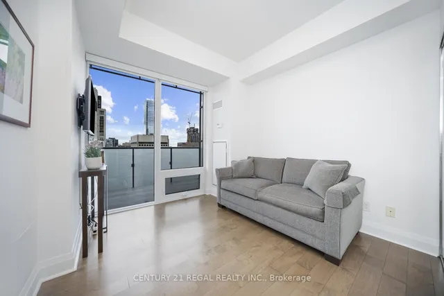 房产图片 21 - 多伦多圣玛丽街65号 Unit 2407