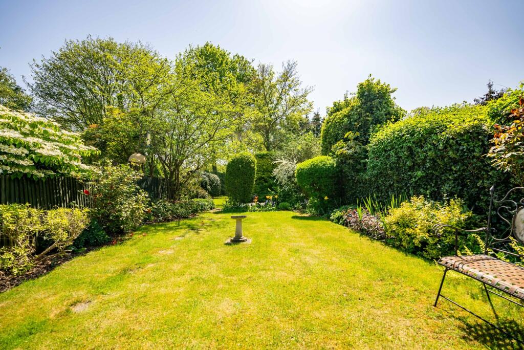 Additional image 15 of Pondfield Crescent, St. Albans, Hertfordshire, AL4