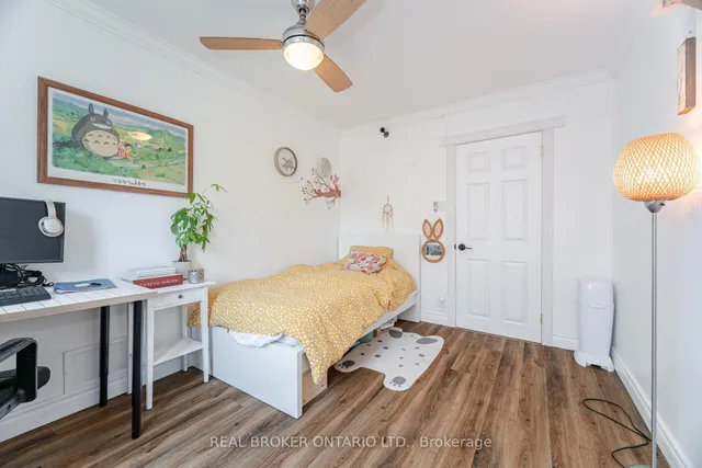 Additional image 13 of 18 Adanac Dr