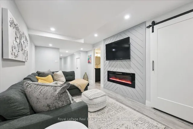 Additional image 22 of 50 Mcknight Ave