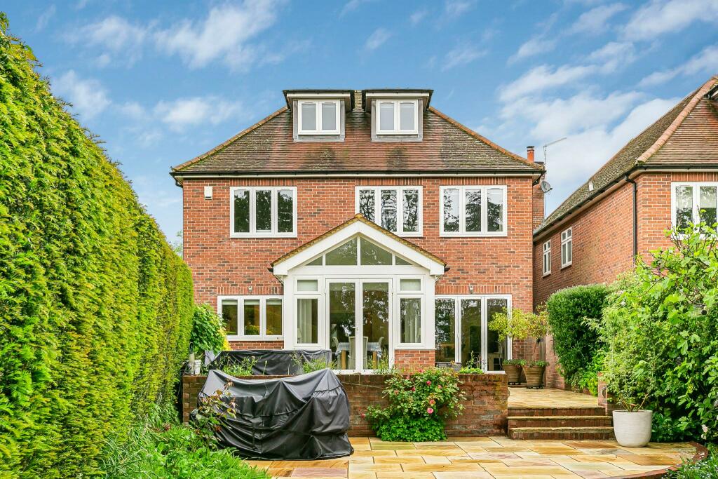 Additional image 28 of Georges Wood Road, Brookmans Park, AL9