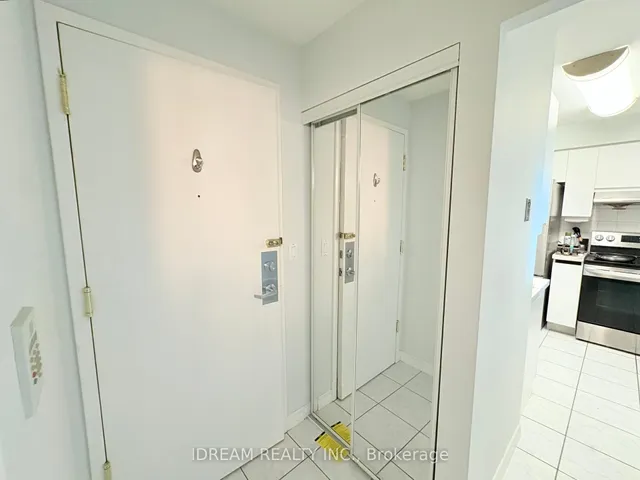 Additional image 10 of 68 Corporate Dr Unit 638