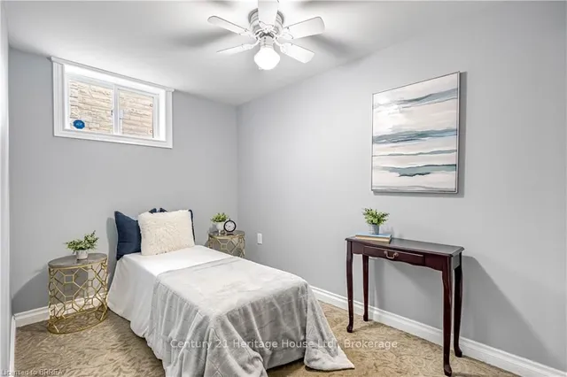 房产图片 12 - 东18街366号