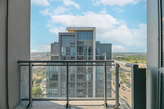 Additional image 39 of 20 Meadowglen Pl Unit 2901