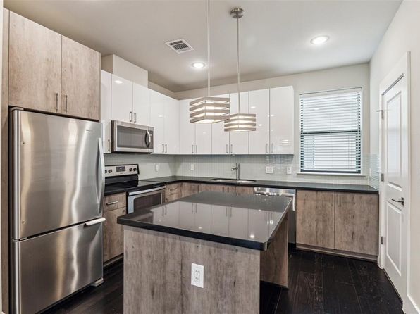 2401 Crawford St, Houston, TX 