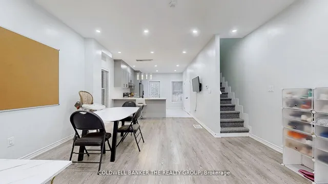 Additional image 6 of 194 Simcoe St